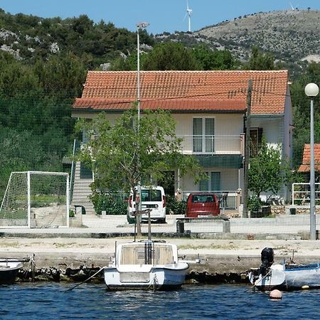 Apartmani Obala Poljica  Exteriör bild