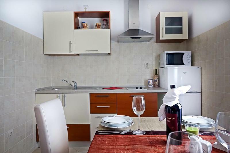 Apartmani Obala Poljica  Rum bild